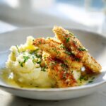 Fischstäbchen mit Kartoffelpüree